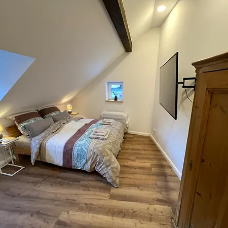 Am Hirtenturm, Anno 1397, Auf Der Quelle Der Ahr *