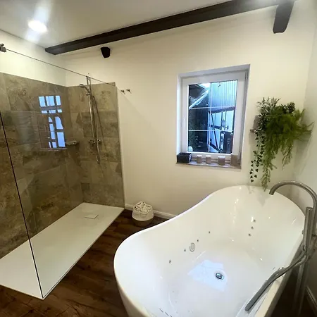 Am Hirtenturm, Anno 1397, Auf Der Quelle Der Ahr