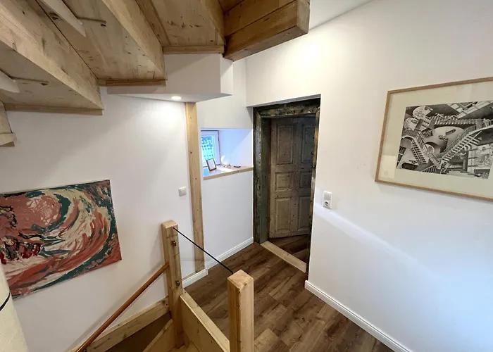 Am Hirtenturm, Anno 1397, Auf Der Quelle Der Ahr بيت للعطل بلانكينهييم