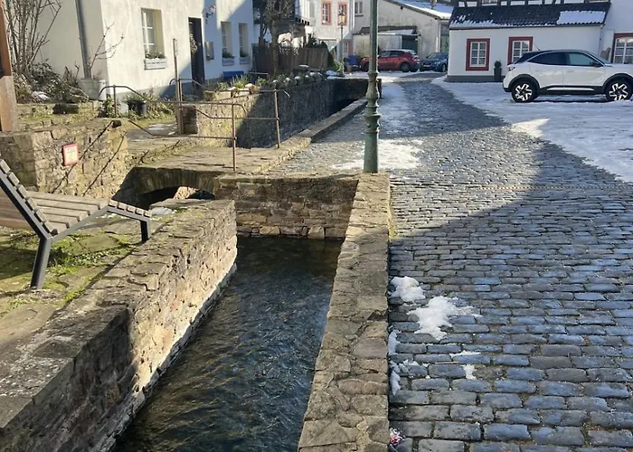 Am Hirtenturm, Anno 1397, Auf Der Quelle Der Ahr بلانكينهييم